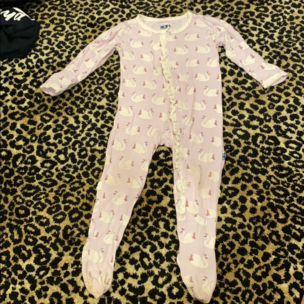 Kickee Pants Swan Footie